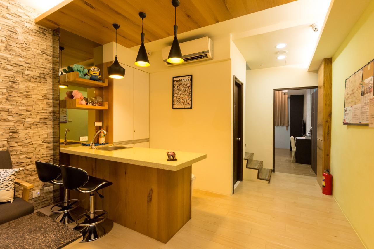 W Hostel Tainan Exterior photo
